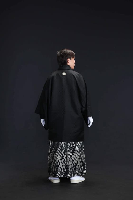 黒・シルバーの成人式用袴
