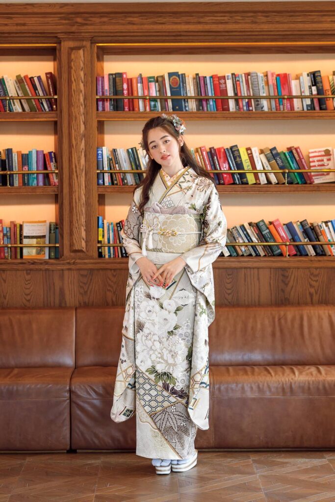 Bioom-JC-3801 華やかな新作グレー振袖